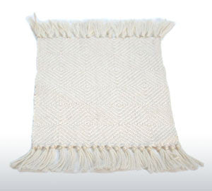 100% Alpaca Diamond Weave Throw - Cream Swatch